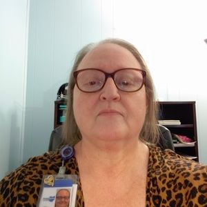 Meet your Posher, Deborah